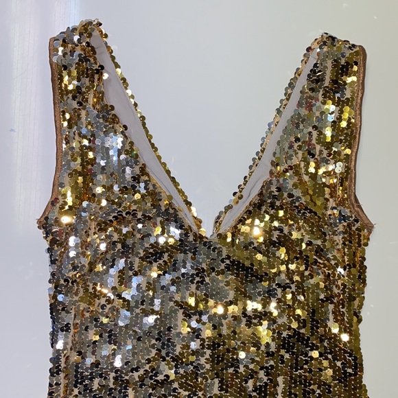 Barilà Gold Sequin Dress - Picture 3 of 7